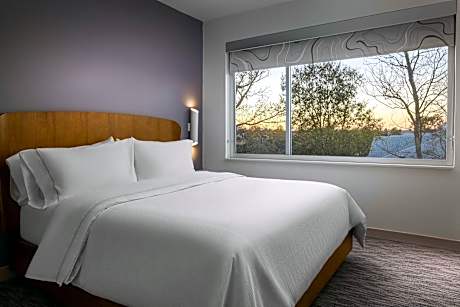 Studio Commons, 4 Bedroom Suite
