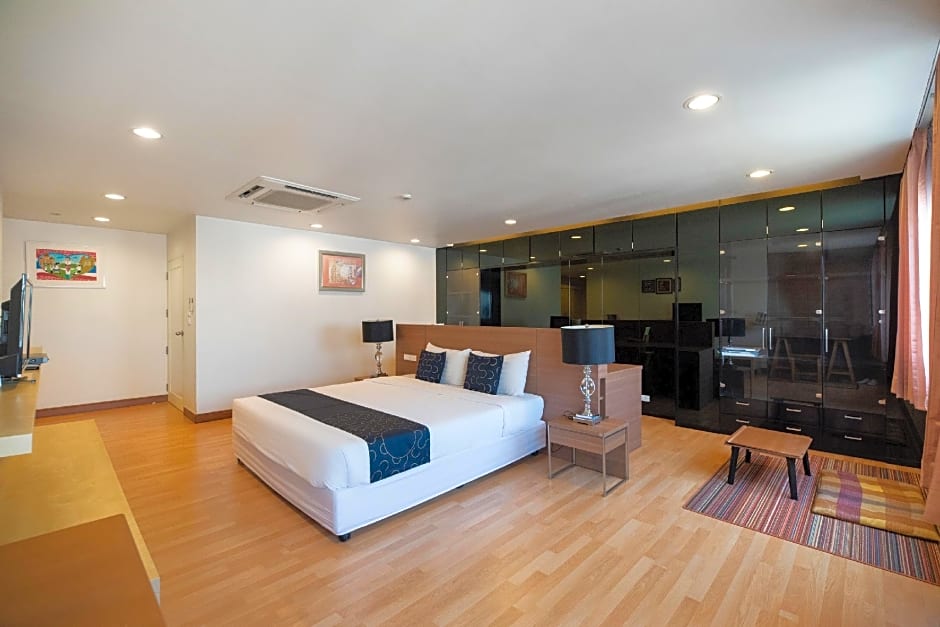 Beyond Suite Rama8