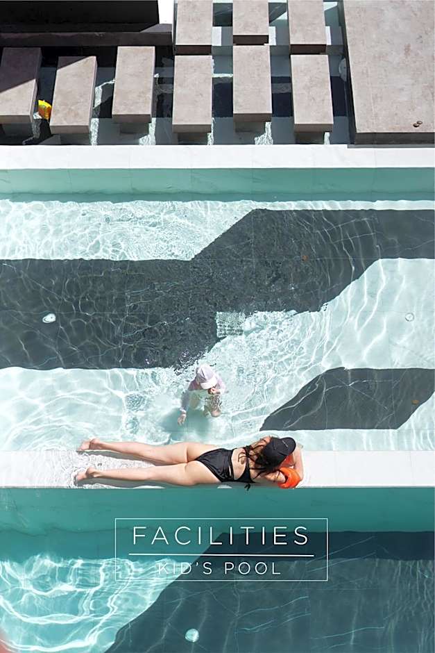 PRIME TOWN - Posh & Port Hotel PHUKET