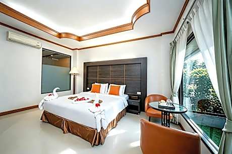 Double Room with Patio