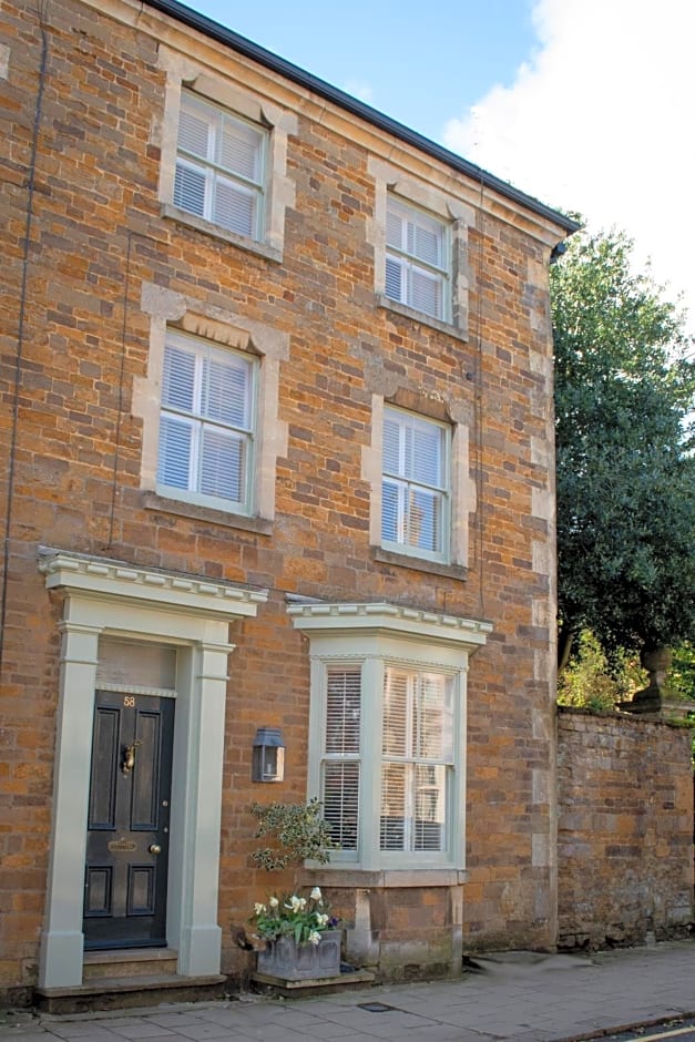 The Hollies Bed and Breakfast