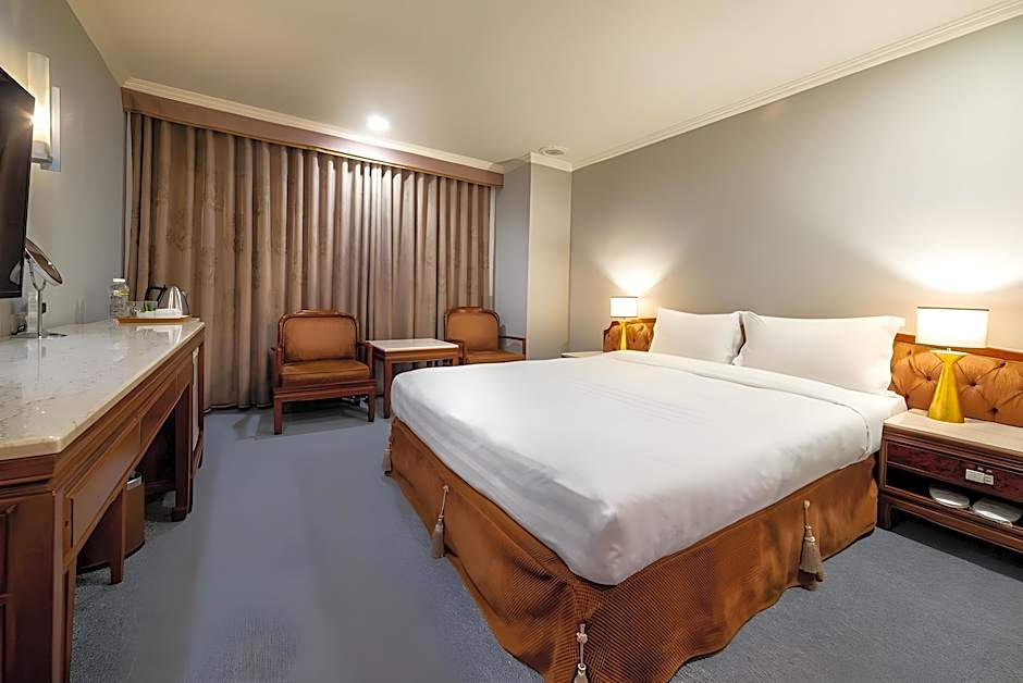 Chiayi King Hotel