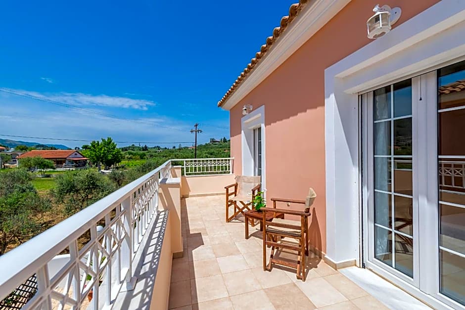 Lorenzo Villas with Private Pool, 200m from the beach, by ZanteWize