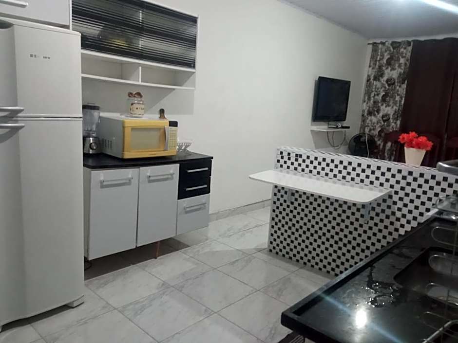 Casa de Praia com Piscina em Mongaguá Disponível para festa de Natal 2025