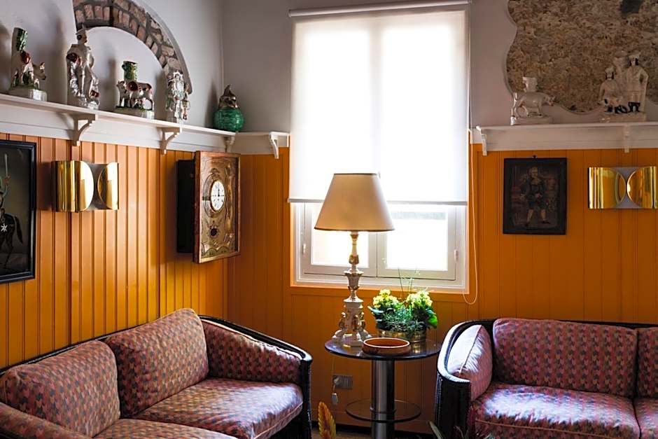 Residenza d'Epoca Albergo Quattro Fontane