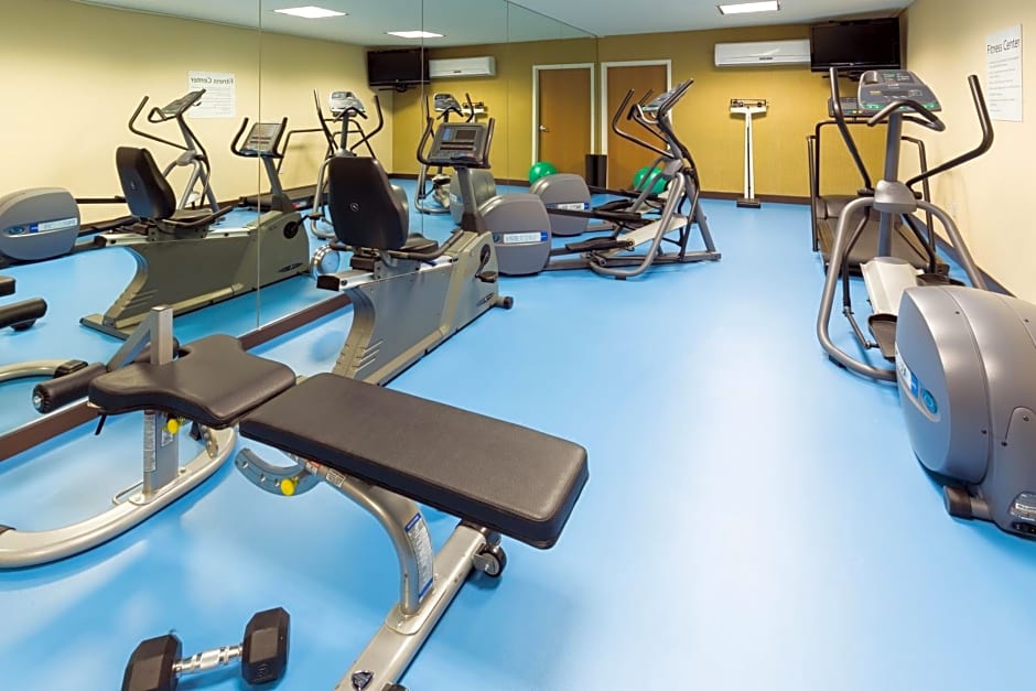 Holiday Inn Express Hotel and Suites - Henderson, an IHG Hotel