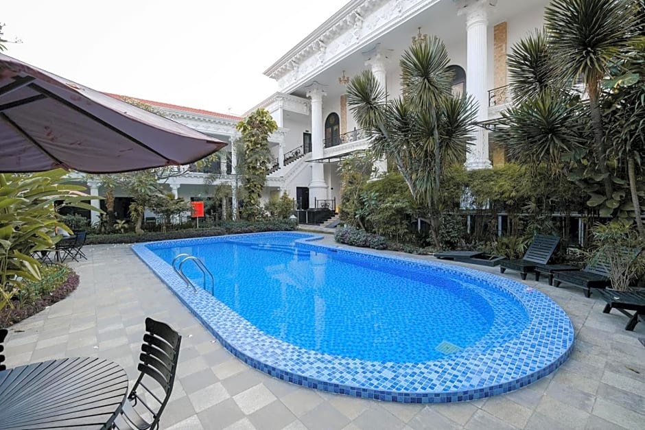 The Grand Palace Hotel Yogyakarta