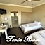Travel Lodge