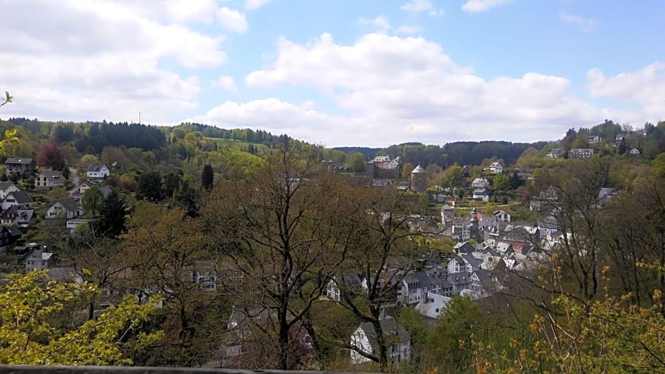 HIER & JETZT in Monschau City