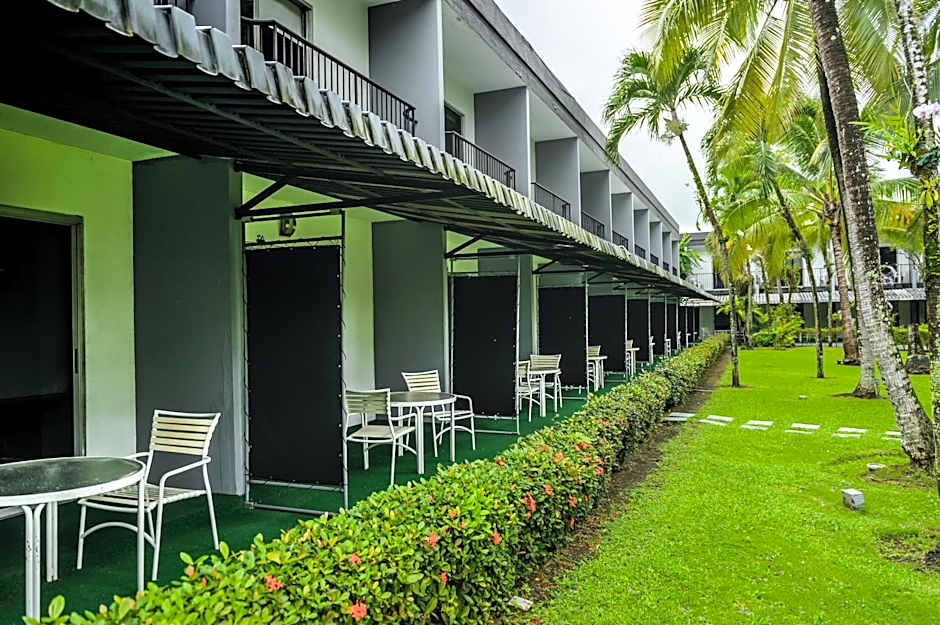 Riande Aeropuerto Hotel Casino