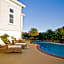 McHardy Lodge