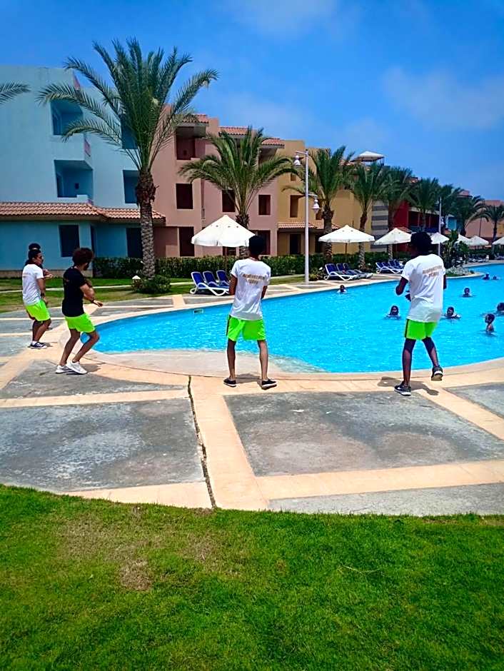 شاليهات بورتو مطروح فيو بحر Porto Matrouh Sea View Families Only