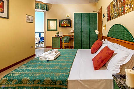 Standard Double Room with Sea View