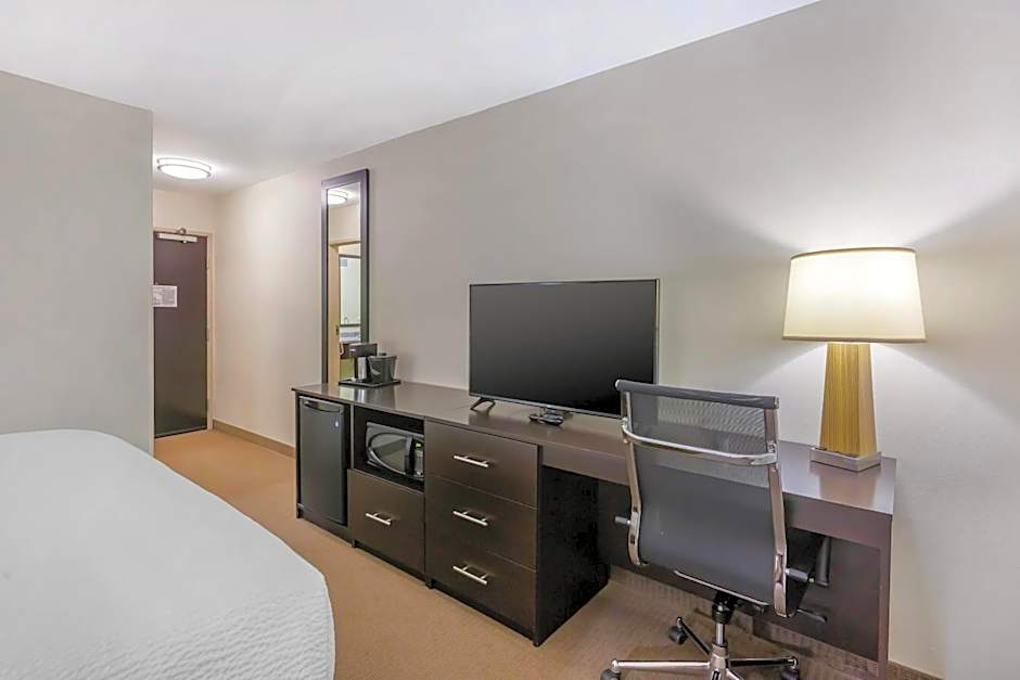 Sleep Inn & Suites Devils Lake