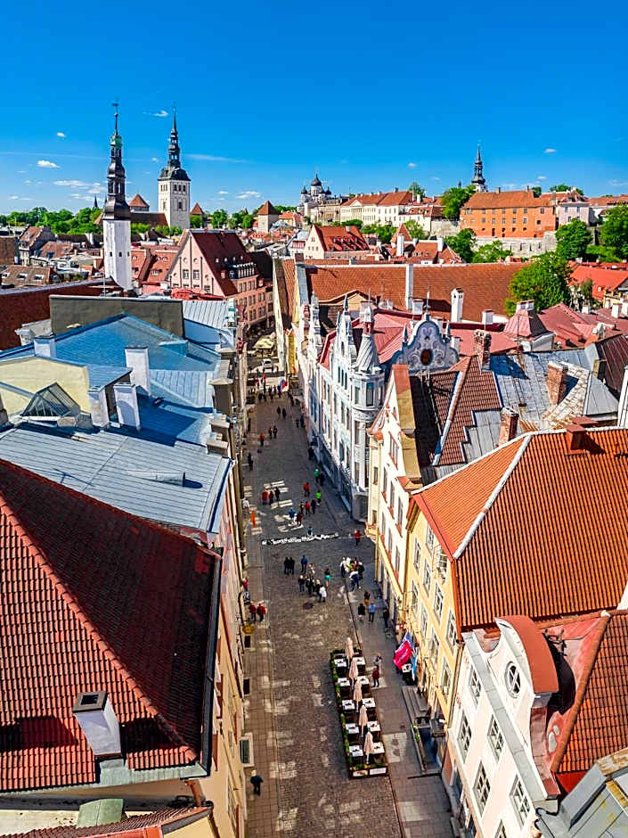 Meriton Old Town Garden Hotel