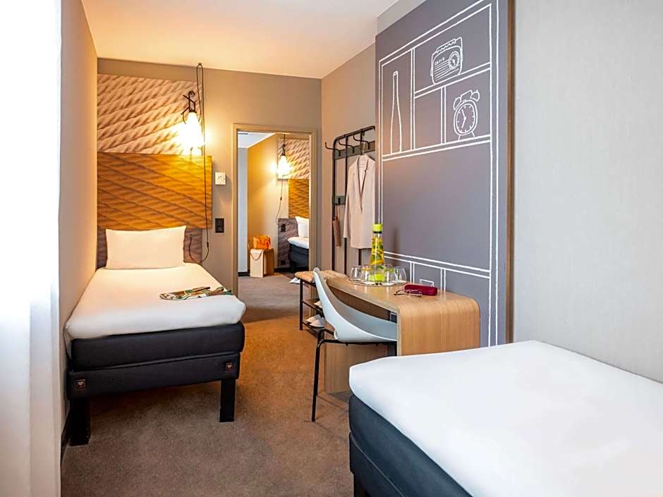 ibis Geneve Centre Lac