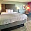 Quality Inn & Suites Gulf Breeze Bayside near Pensacola Beach