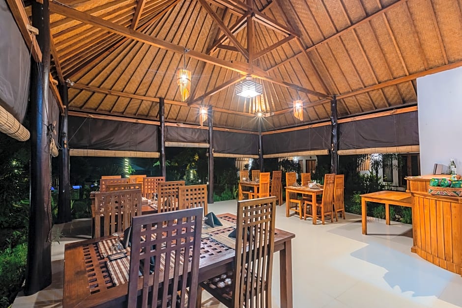 Penida Sunset Ocean View Bungalows by ZUZU