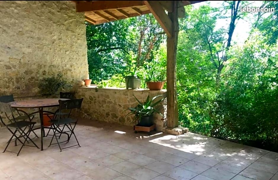 CHEZ SOPHIE -Chambres d¿hôtes, Gîte et Gîte équestre