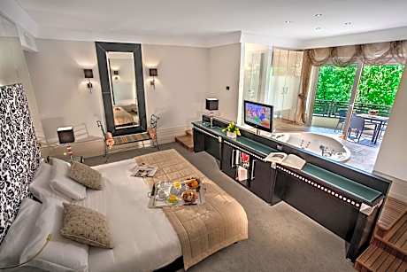 Junior Suite with Terrace