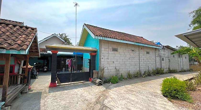 Hotel O Kost Bu Tutik Syariah
