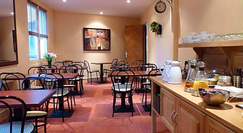 Brit Hotel Terminus
