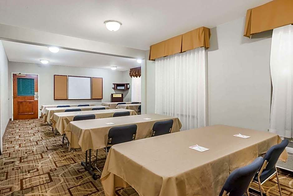 Hawthorn Extended Stay by Wyndham Seville