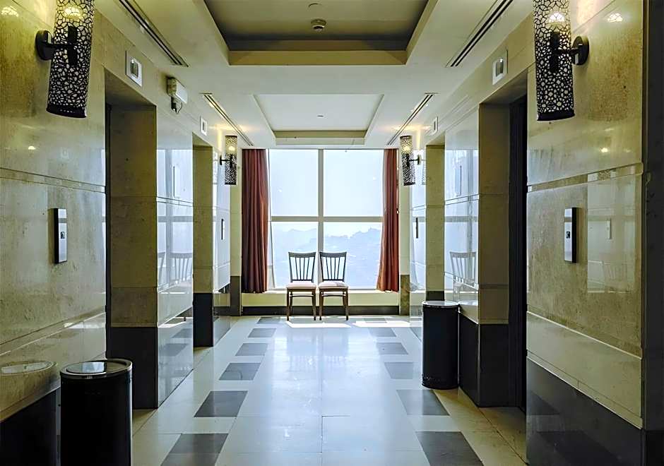Al Kiswah Towers Hotel