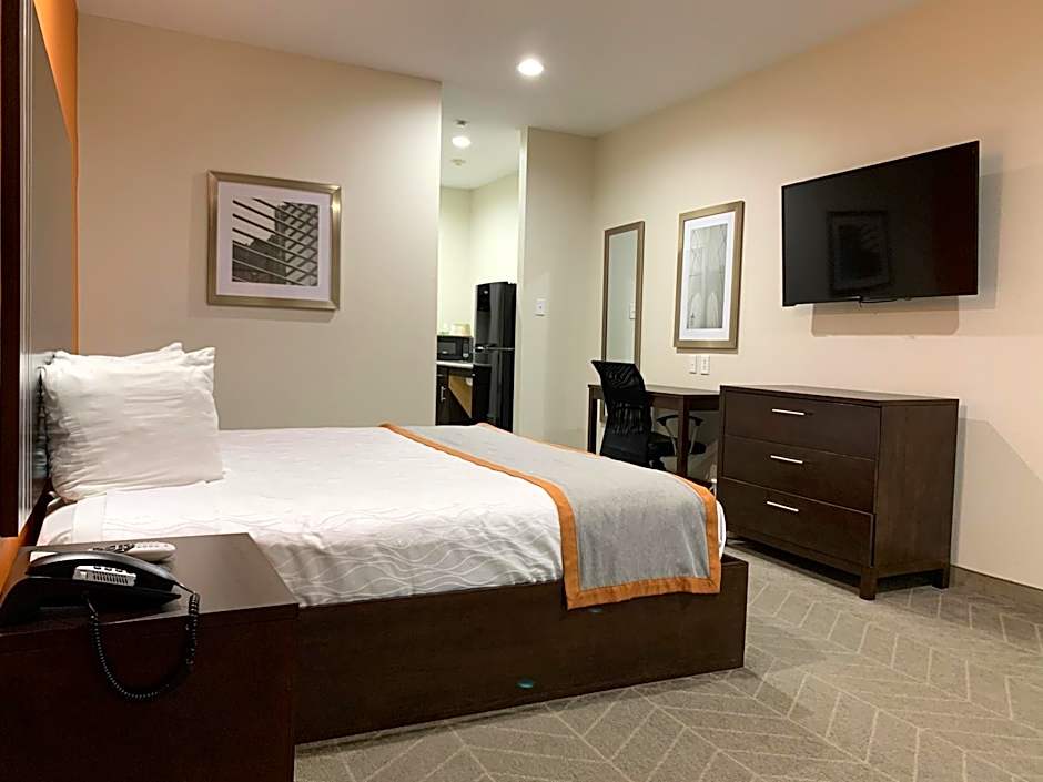Scottish Inn & Suites - IAH Airport