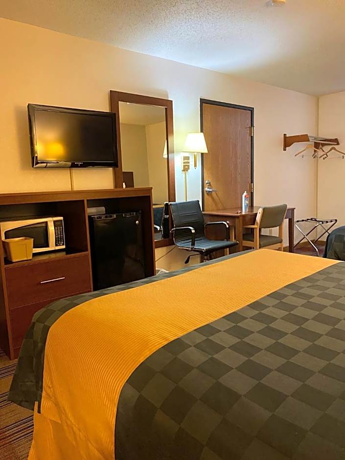 Americas Best Value Inn Champaign