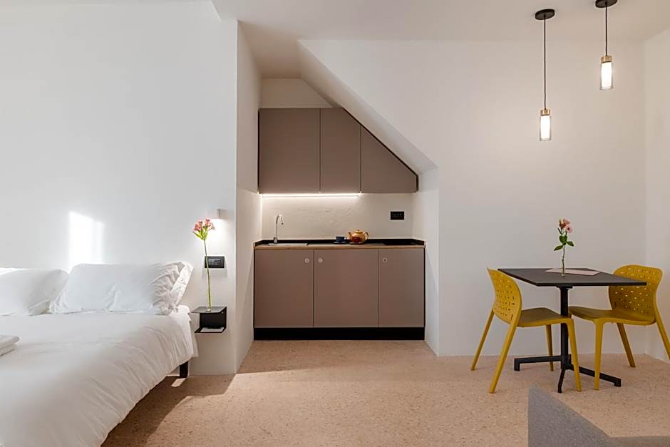 OGNISSANTI GuestHouse & Suites