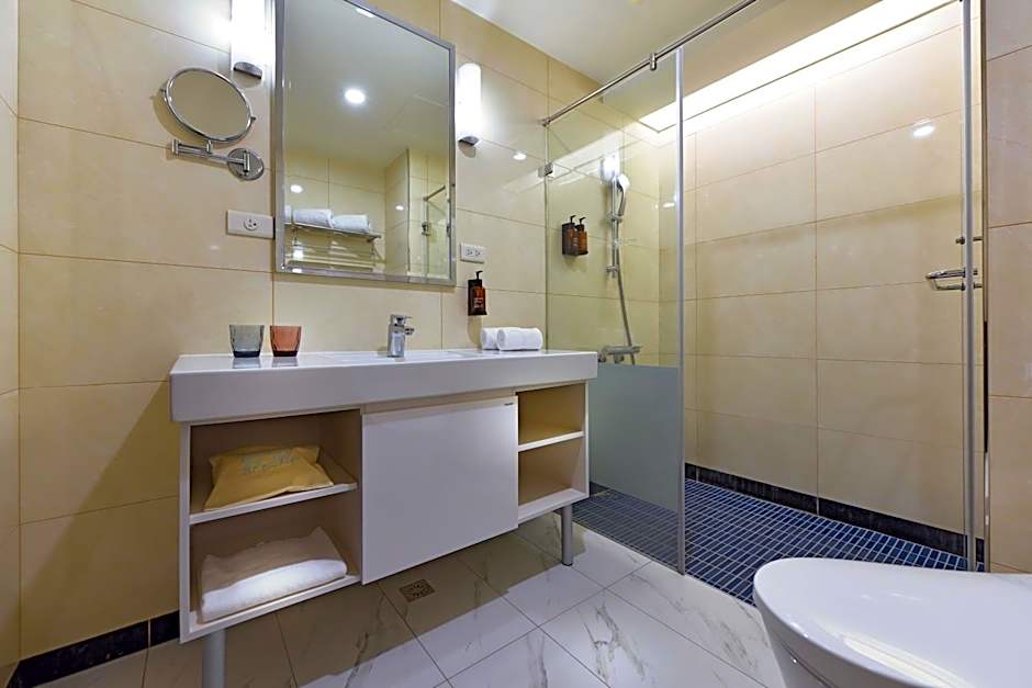 Fullon Poshtel - Linkou