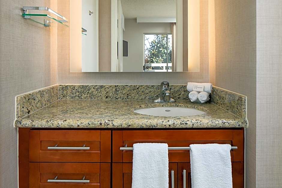 Sonesta ES Suites Carmel Mountain - San Diego