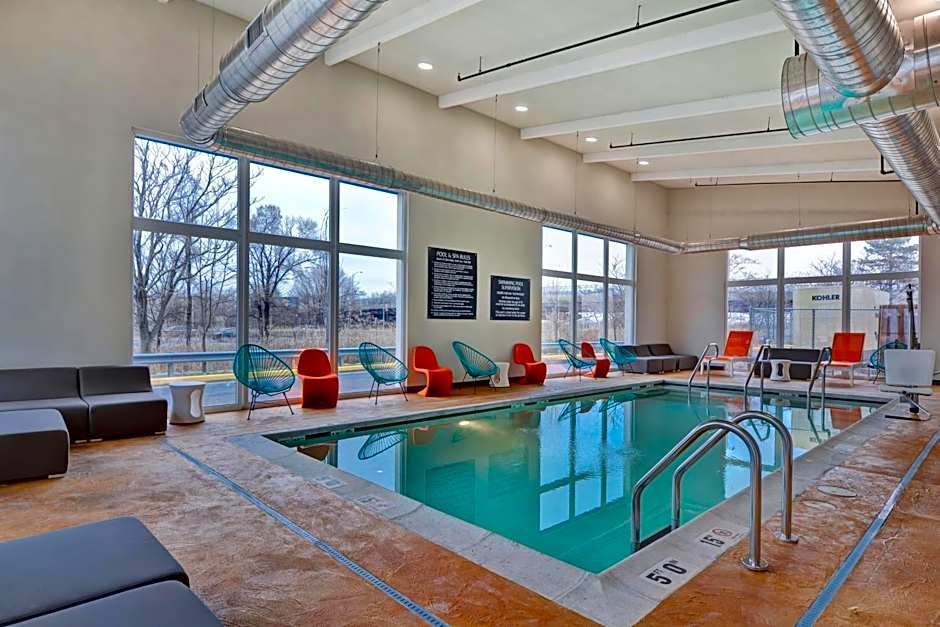 Aloft Secaucus Meadowlands