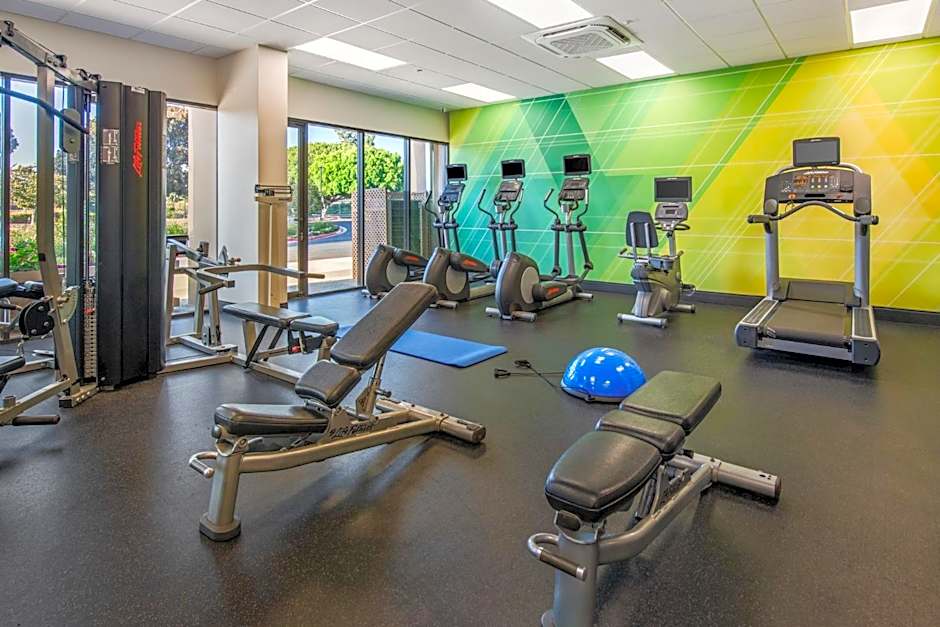 Holiday Inn Oxnard - Ventura by IHG