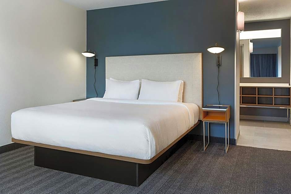 Courtyard by Marriott Wichita East