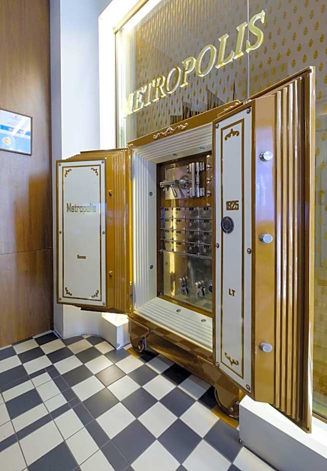 Hotel Metropolis