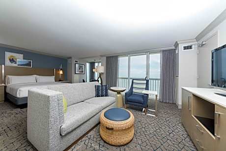 Junior King Suite with Oceanfront View