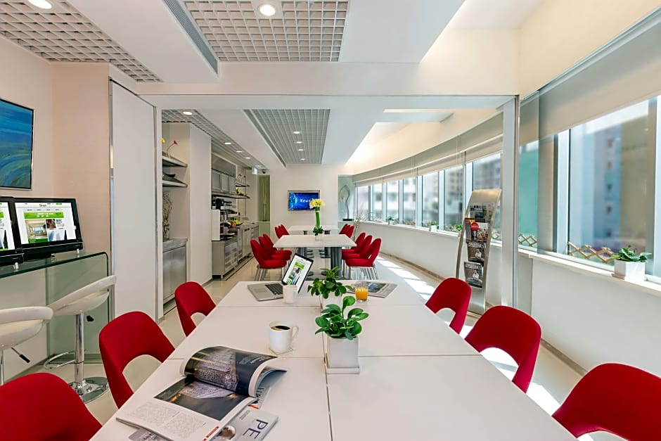 Iclub Wan Chai Hotel