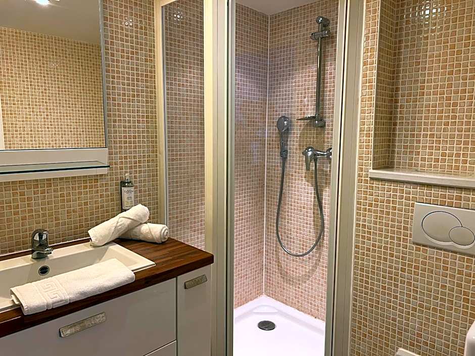 Le Trophée By M Hôtel Spa