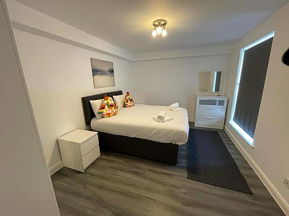 Ilford Grand Hotel
