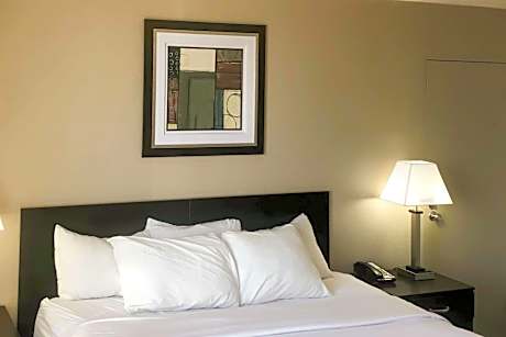 King Room - Accessible/Non Smoking