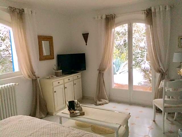 Villa Oïa – Lorgues, ID