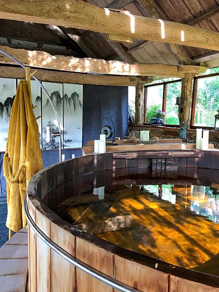 Demeure du Porzou, chambres d'hôtes de charme dans demeure d'exception, parc paysager, spa, massages, proche Paimpol, classé 4 épis