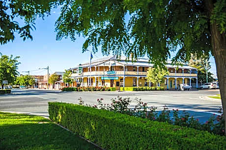 Boorowa Hotel