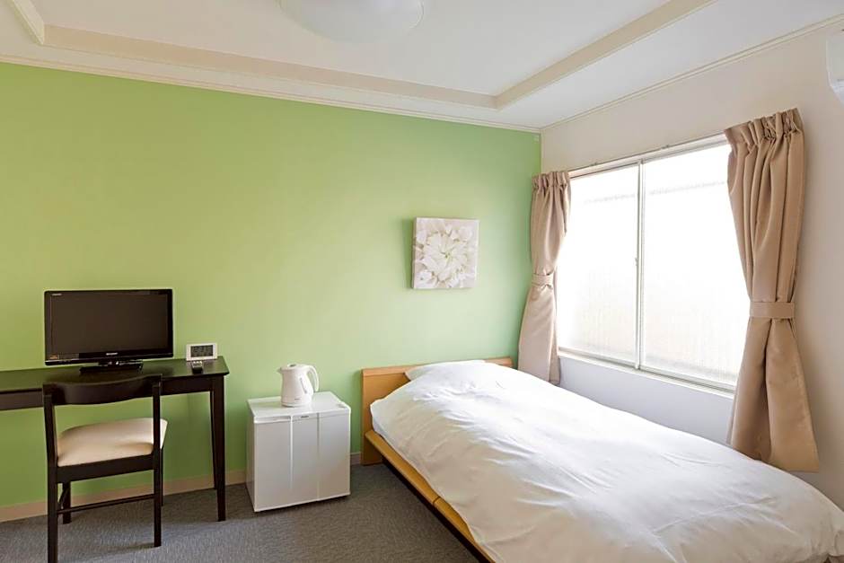 Shin-Okubo City Hotel