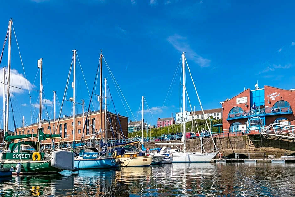 Tŷ Milford Waterfront