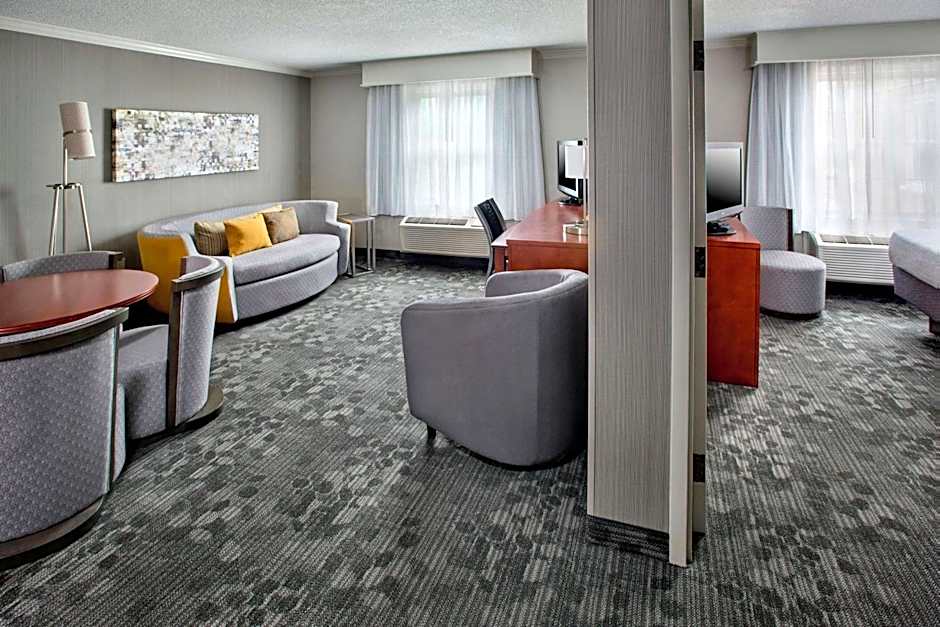 Sonesta Select Tinton Falls Eatontown