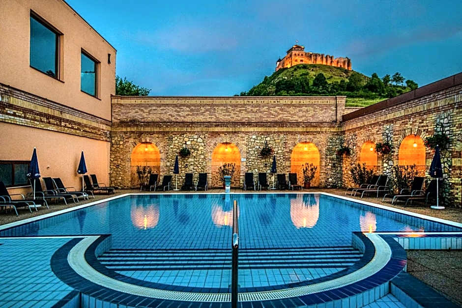 Hotel Kapitany Wellness