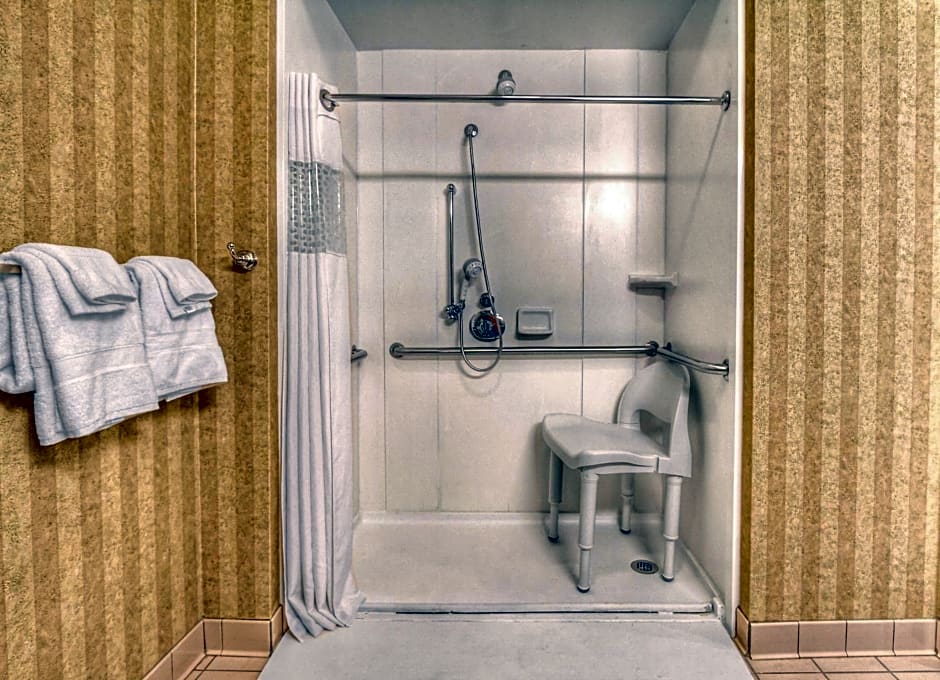 Hampton Inn & Suites Petoskey